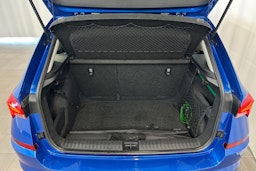 sininen Skoda Kamiq 2023 kuva 17.