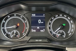 sininen Skoda Kamiq 2023 kuva 19.