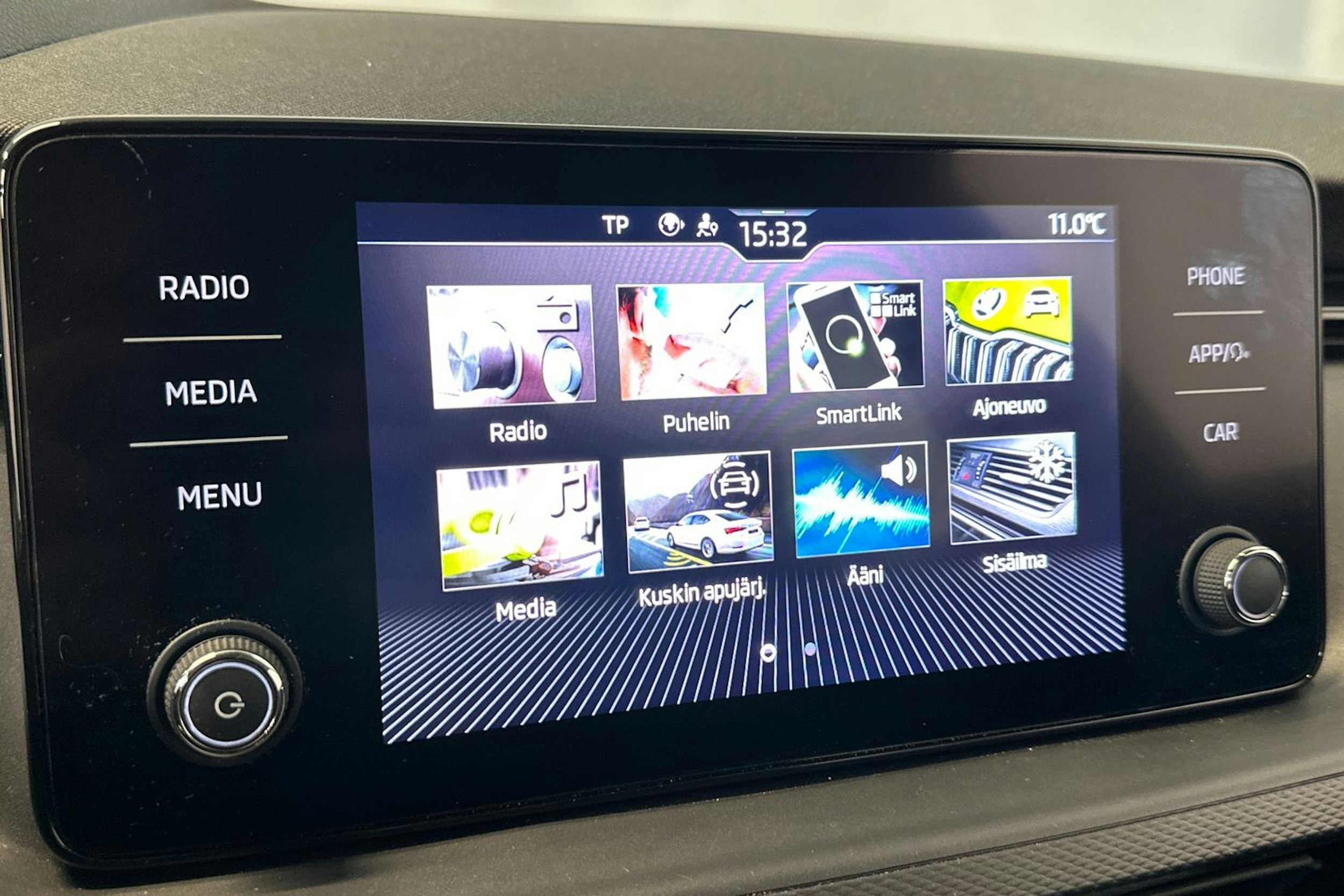 sininen Skoda Kamiq 2023 kuva 20.