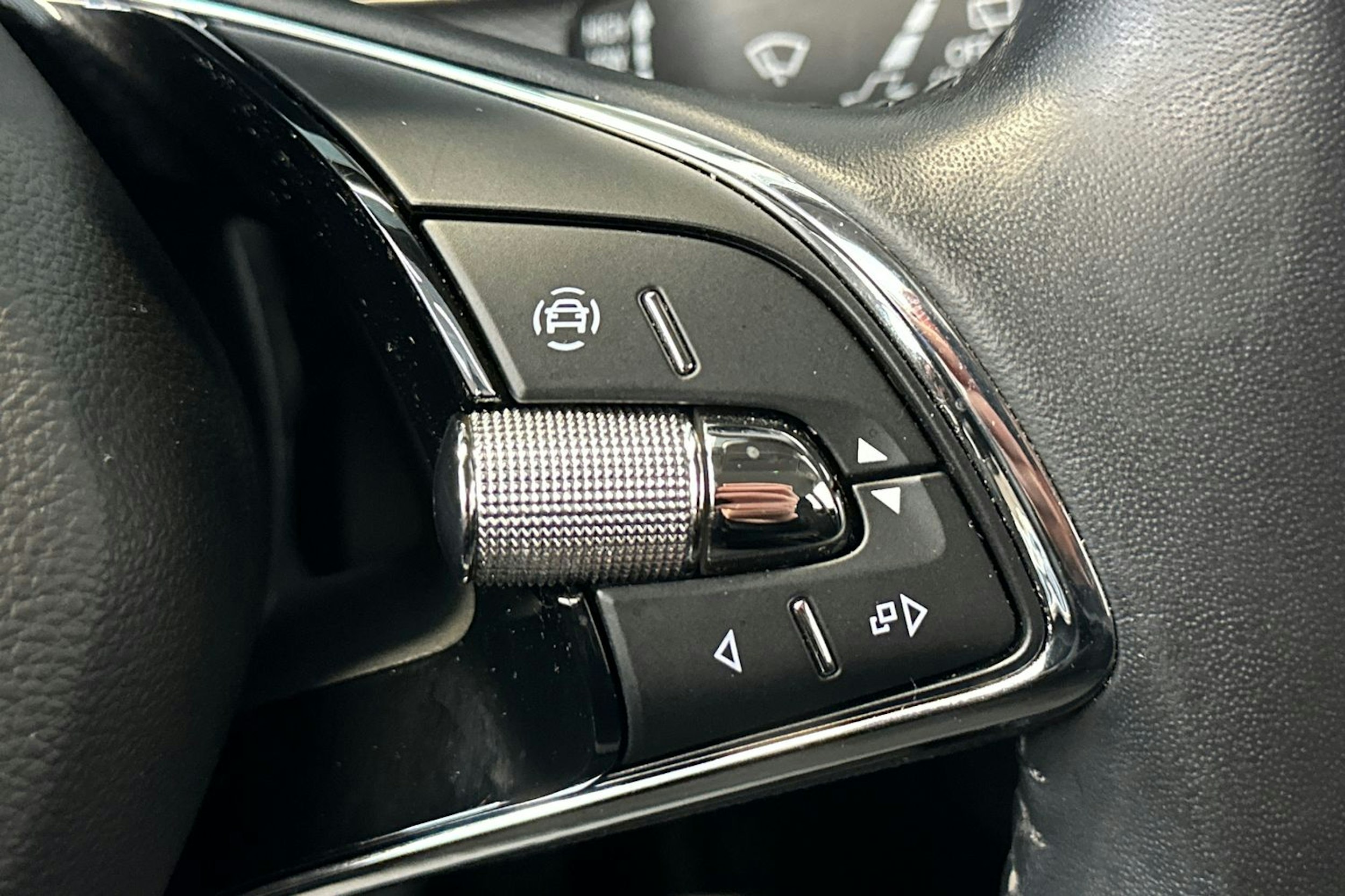 sininen Skoda Kamiq 2023 kuva 28.