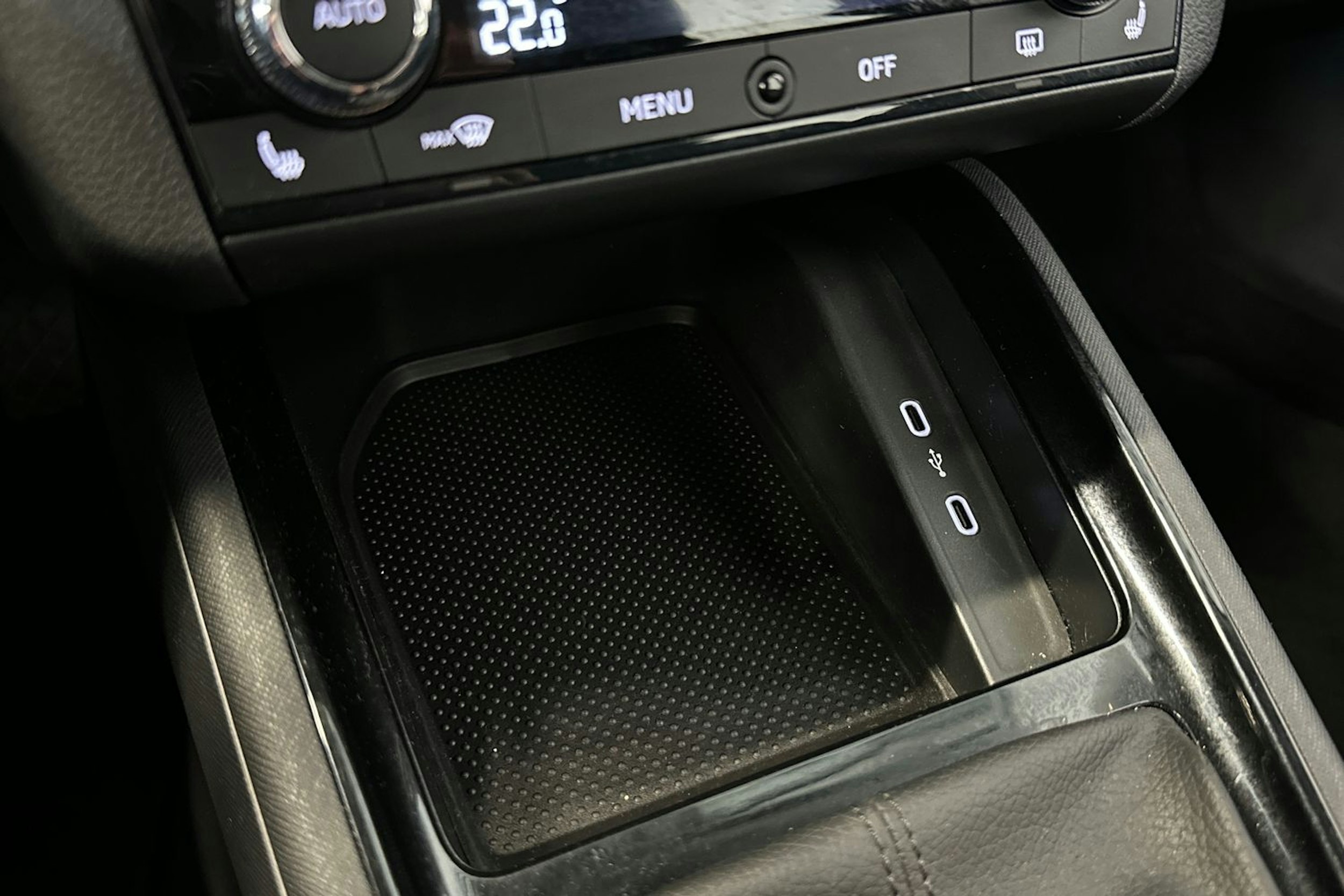 sininen Skoda Kamiq 2023 kuva 30.