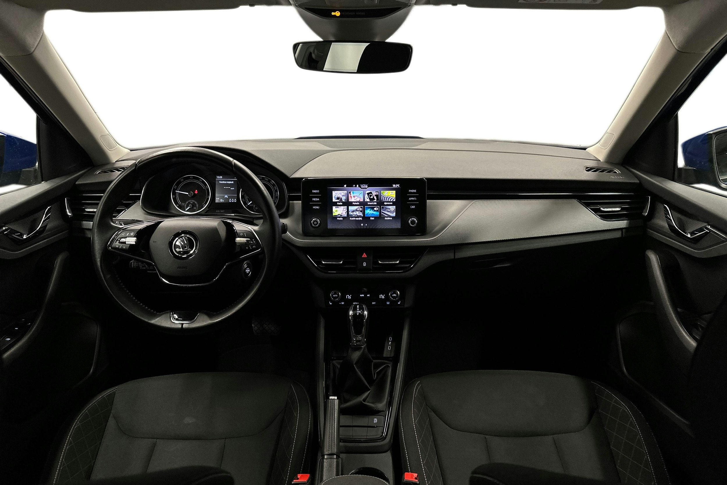 sininen Skoda Kamiq 2023 kuva 9.