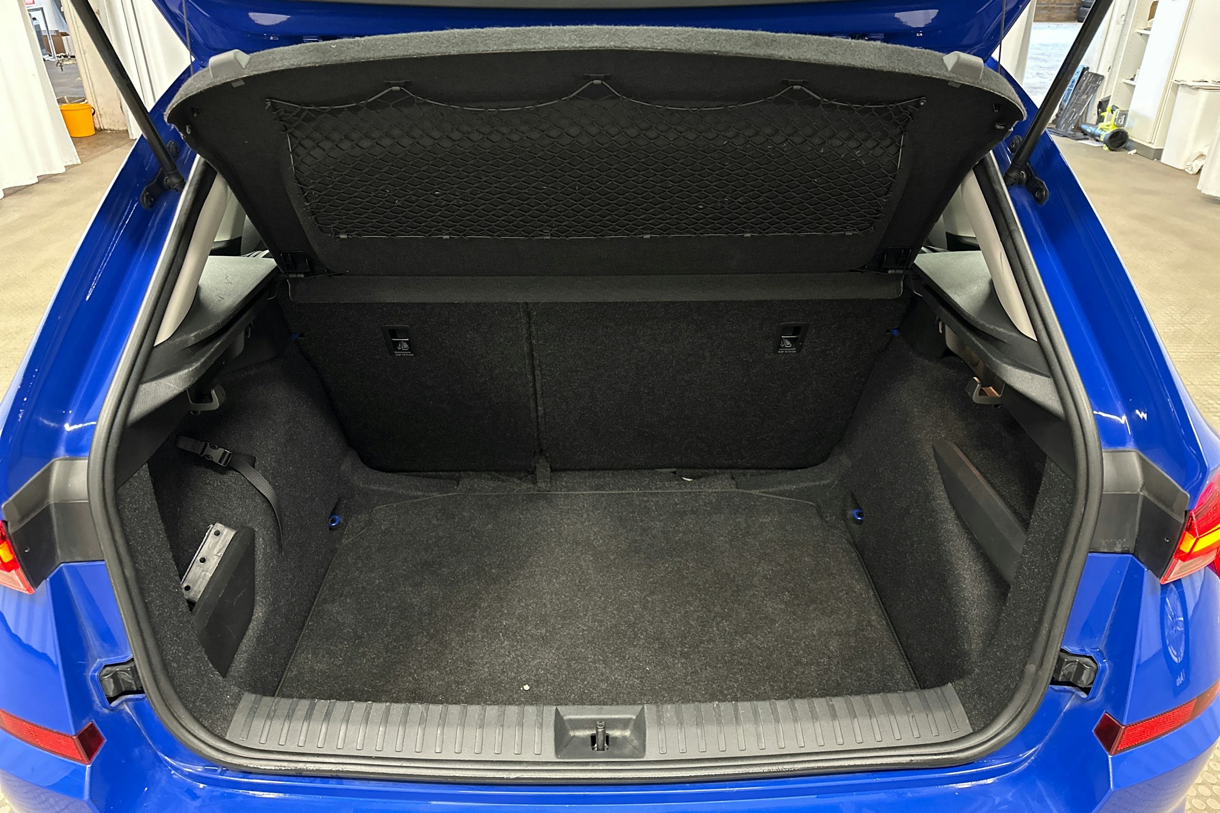 sininen Skoda Kamiq 2023 kuva 14.