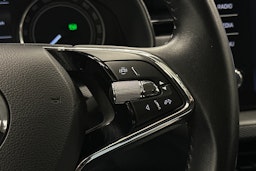 harmaa Skoda Kamiq 2023 kuva 18.