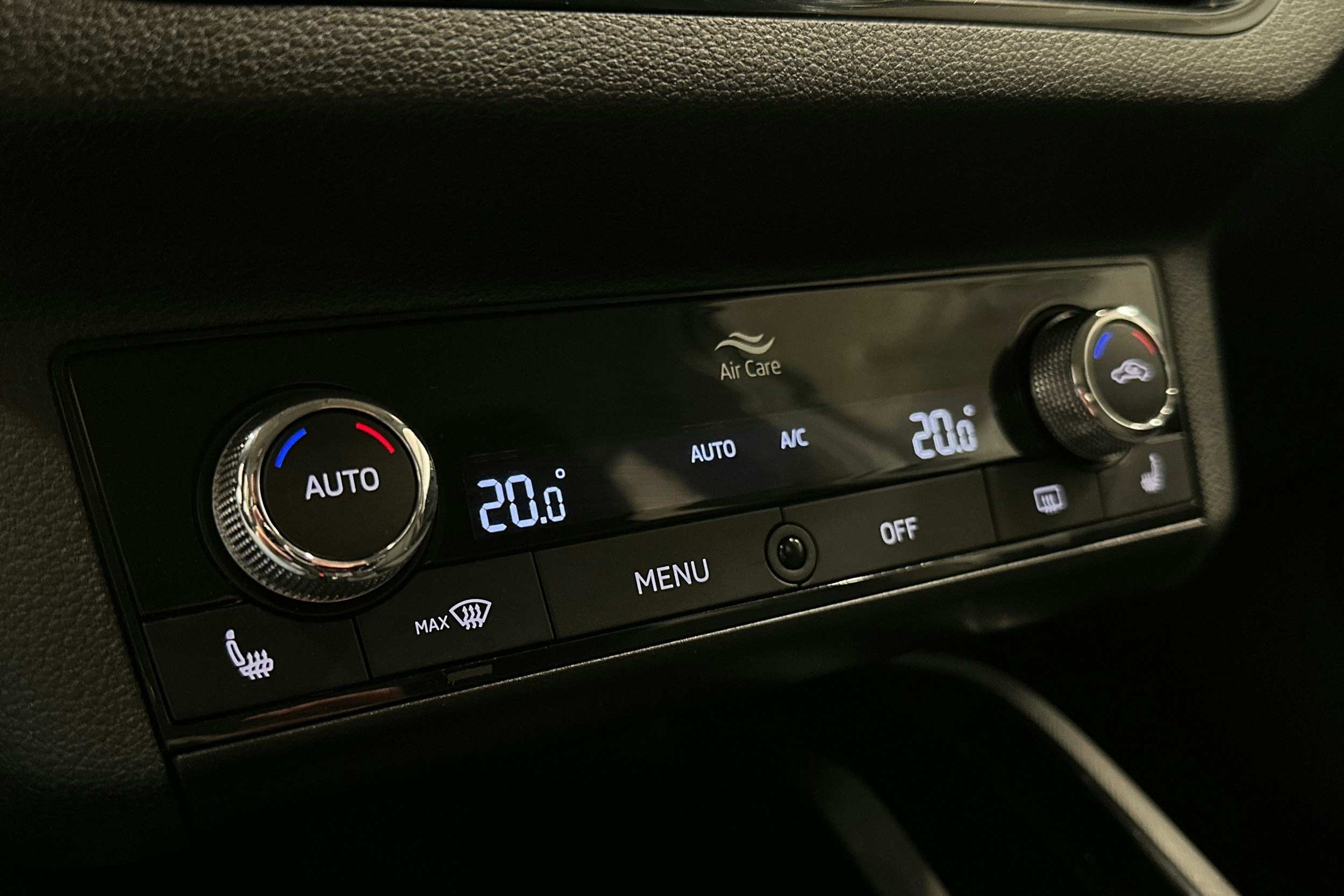 harmaa Skoda Kamiq 2023 kuva 23.