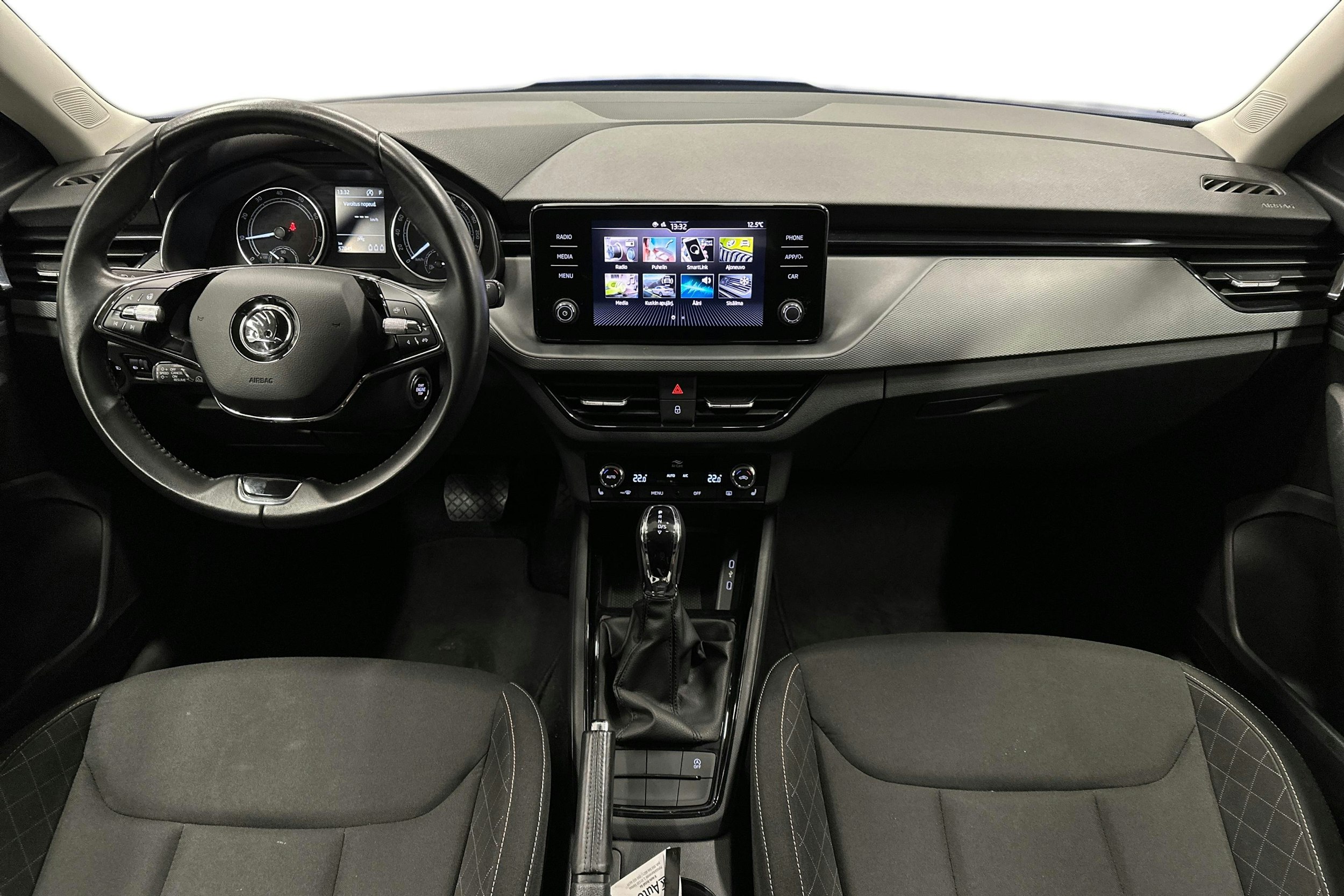 sininen Skoda Kamiq 2023 kuva 9.