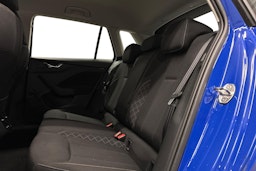 sininen Skoda Kamiq 2023 kuva 10.