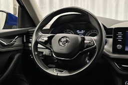 sininen Skoda Kamiq 2023 kuva 16.