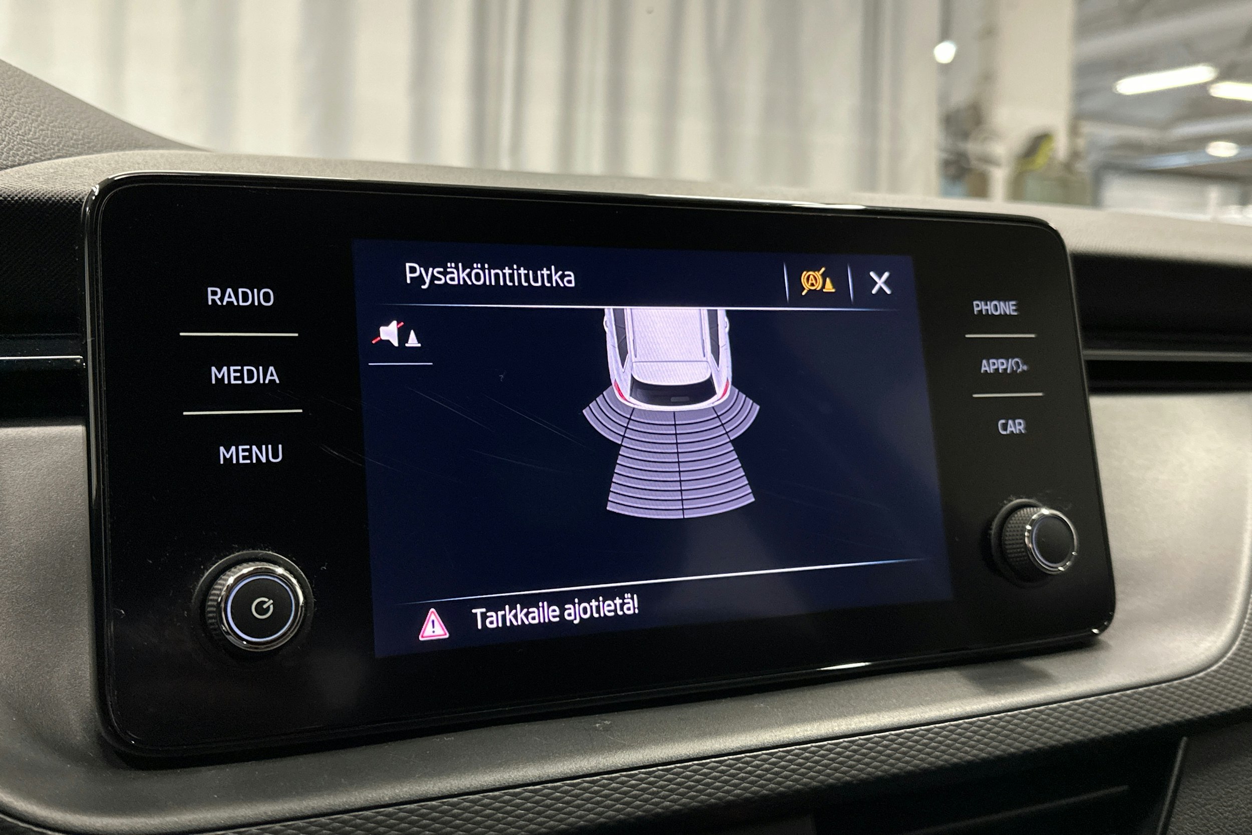 sininen Skoda Kamiq 2023 kuva 21.