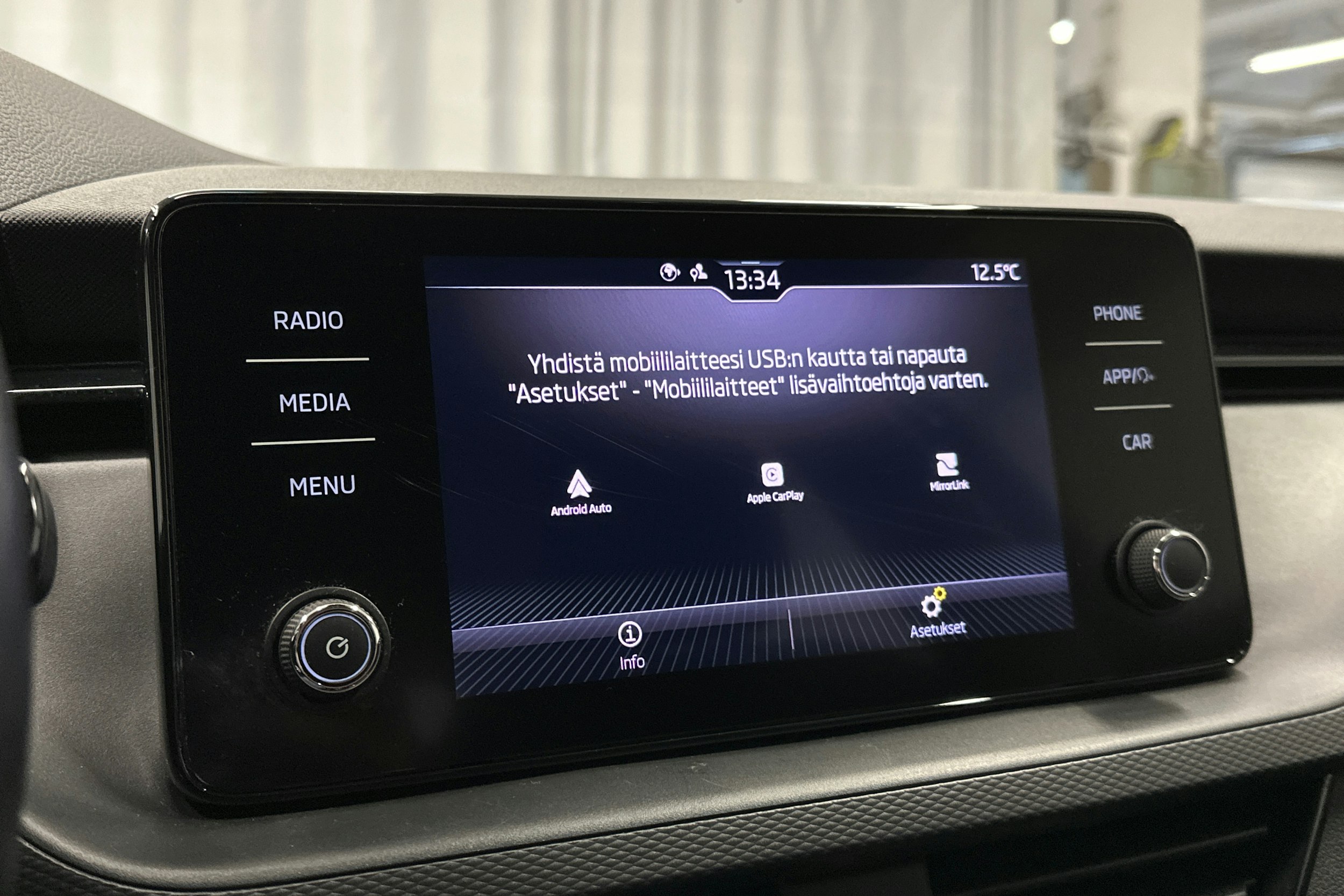 sininen Skoda Kamiq 2023 kuva 23.