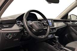 valkoinen Skoda Kamiq 2023 kuva 6.