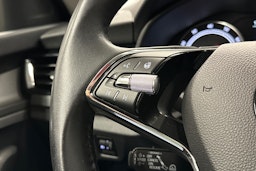 valkoinen Skoda Kamiq 2023 kuva 14.