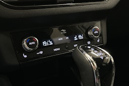 valkoinen Skoda Kamiq 2023 kuva 18.