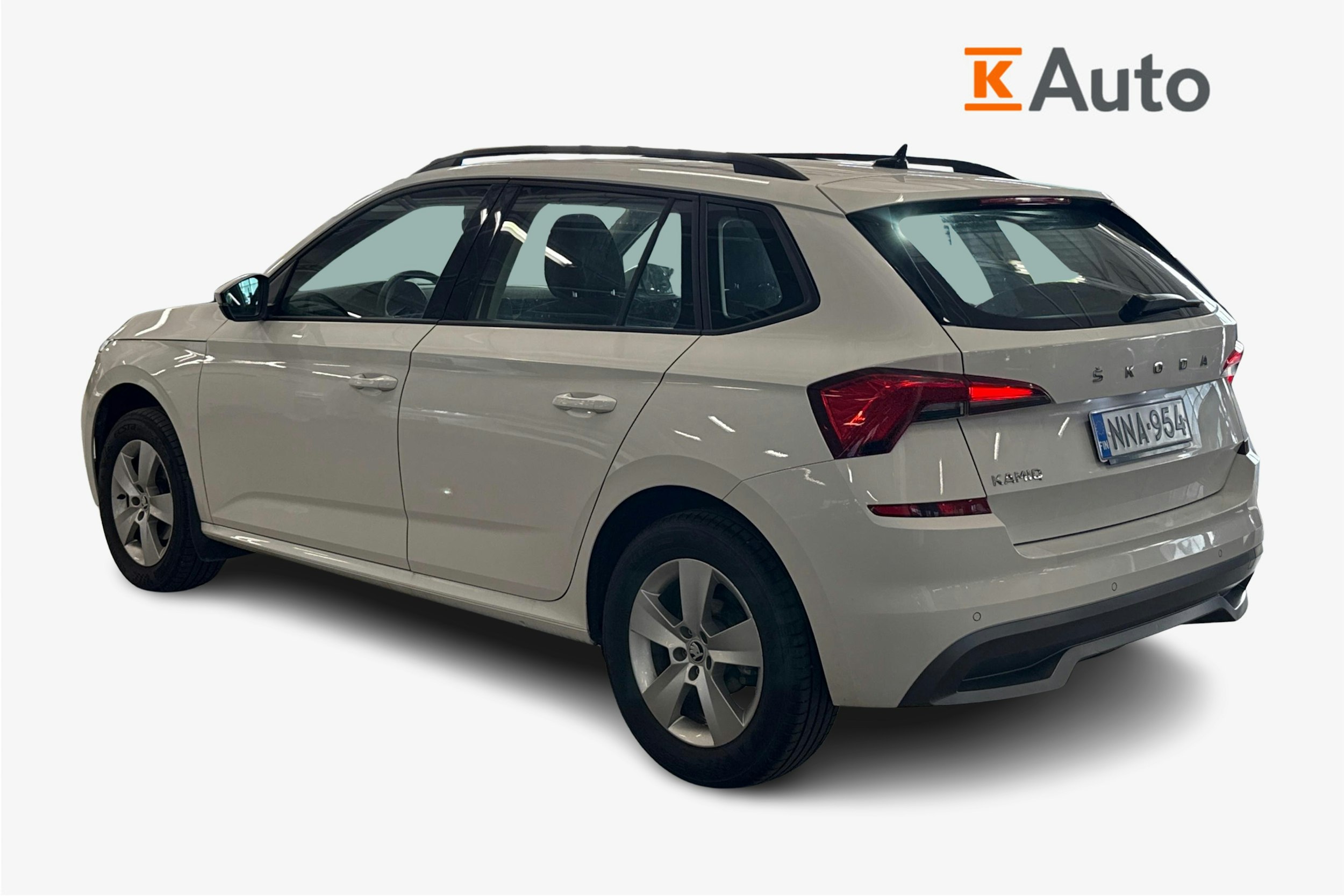 valkoinen Skoda Kamiq 2023 kuva 2.