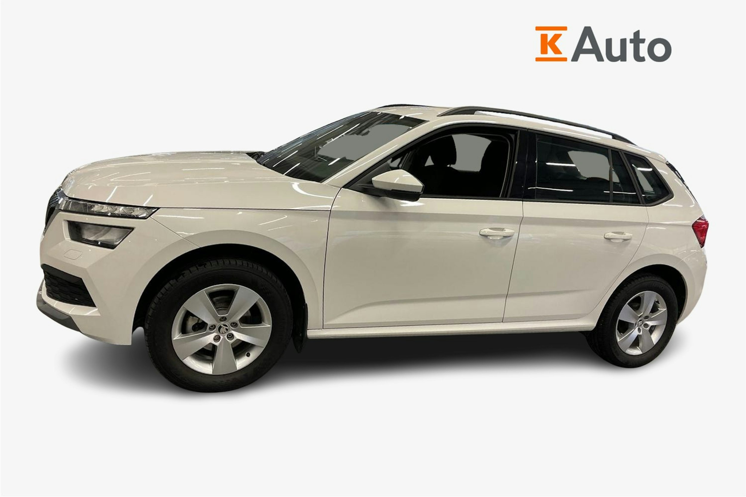 Valkoinen Skoda Kamiq 2023 kuva 6.