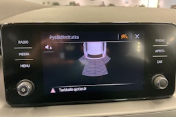 Valkoinen Skoda Kamiq 2023 kuva 17.