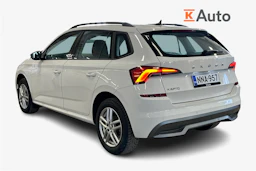 valkoinen Skoda Kamiq 2023 kuva 2.