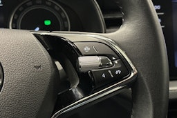 valkoinen Skoda Kamiq 2023 kuva 18.