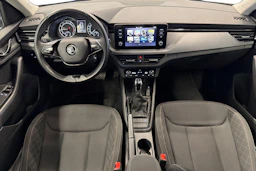 sininen Skoda Kamiq 2023 kuva 7.