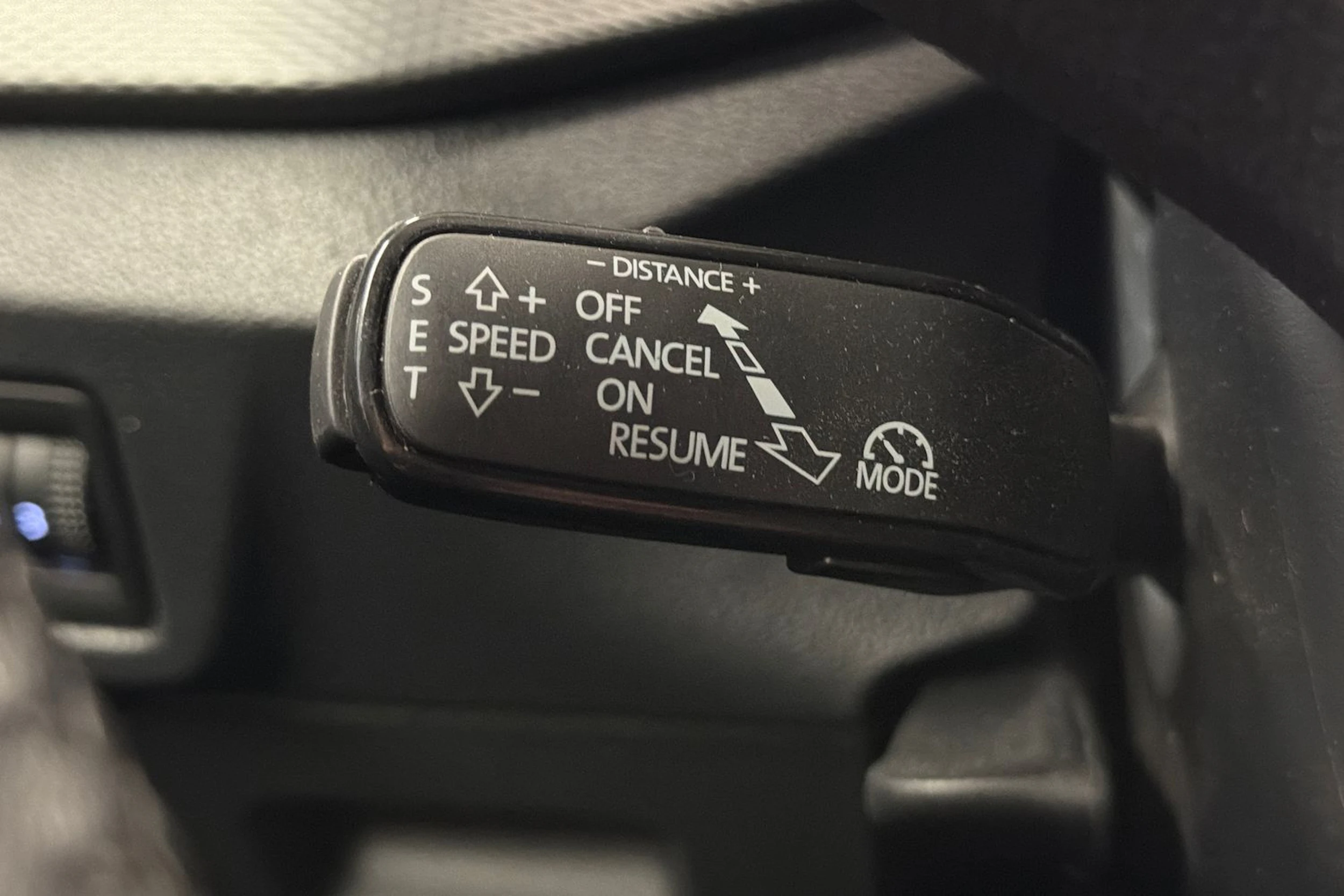 sininen Skoda Kamiq 2023 kuva 13.