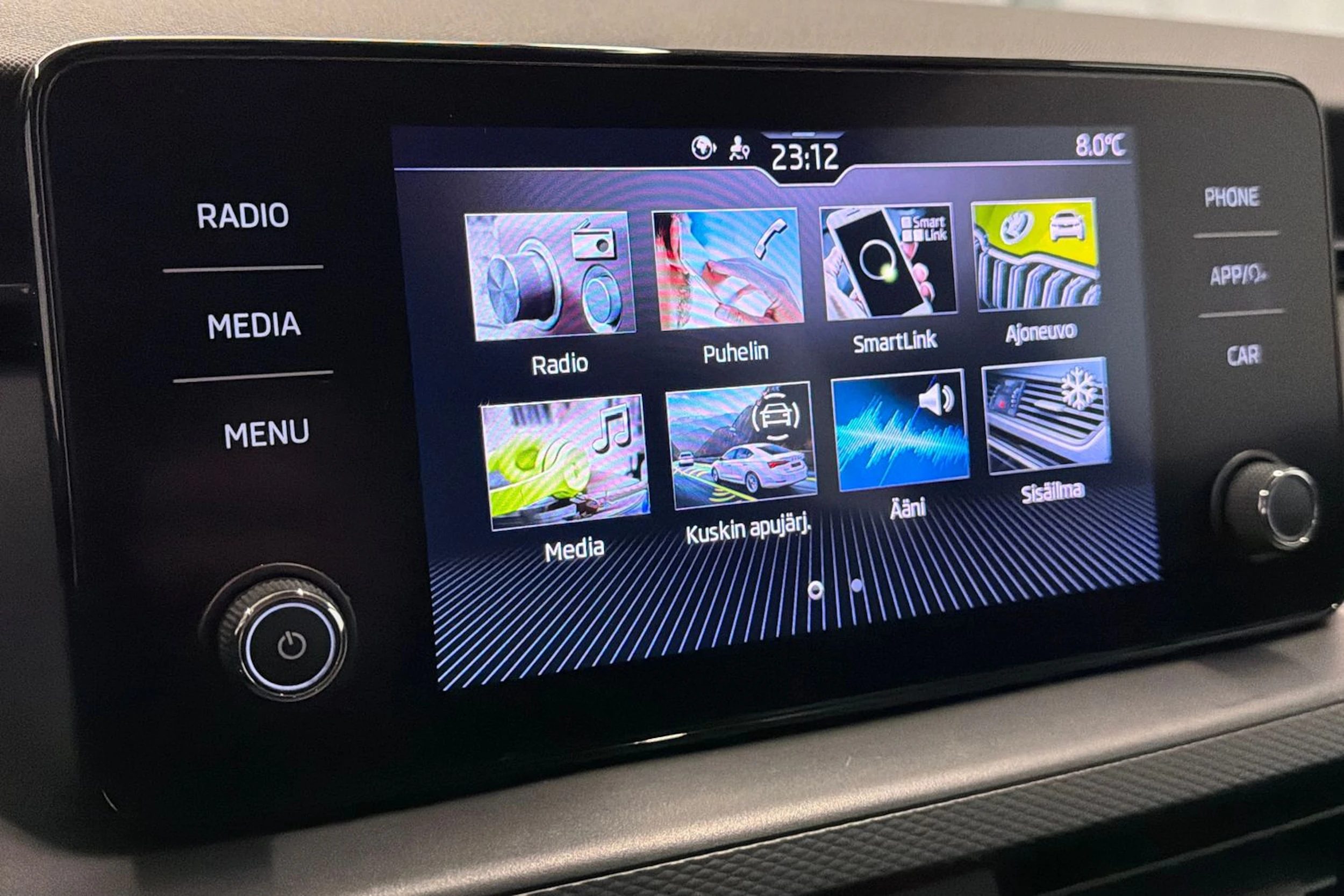 sininen Skoda Kamiq 2023 kuva 14.