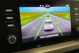 sininen Skoda Kamiq 2023 kuva 17.