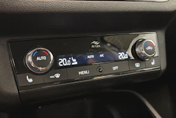 sininen Skoda Kamiq 2023 kuva 18.