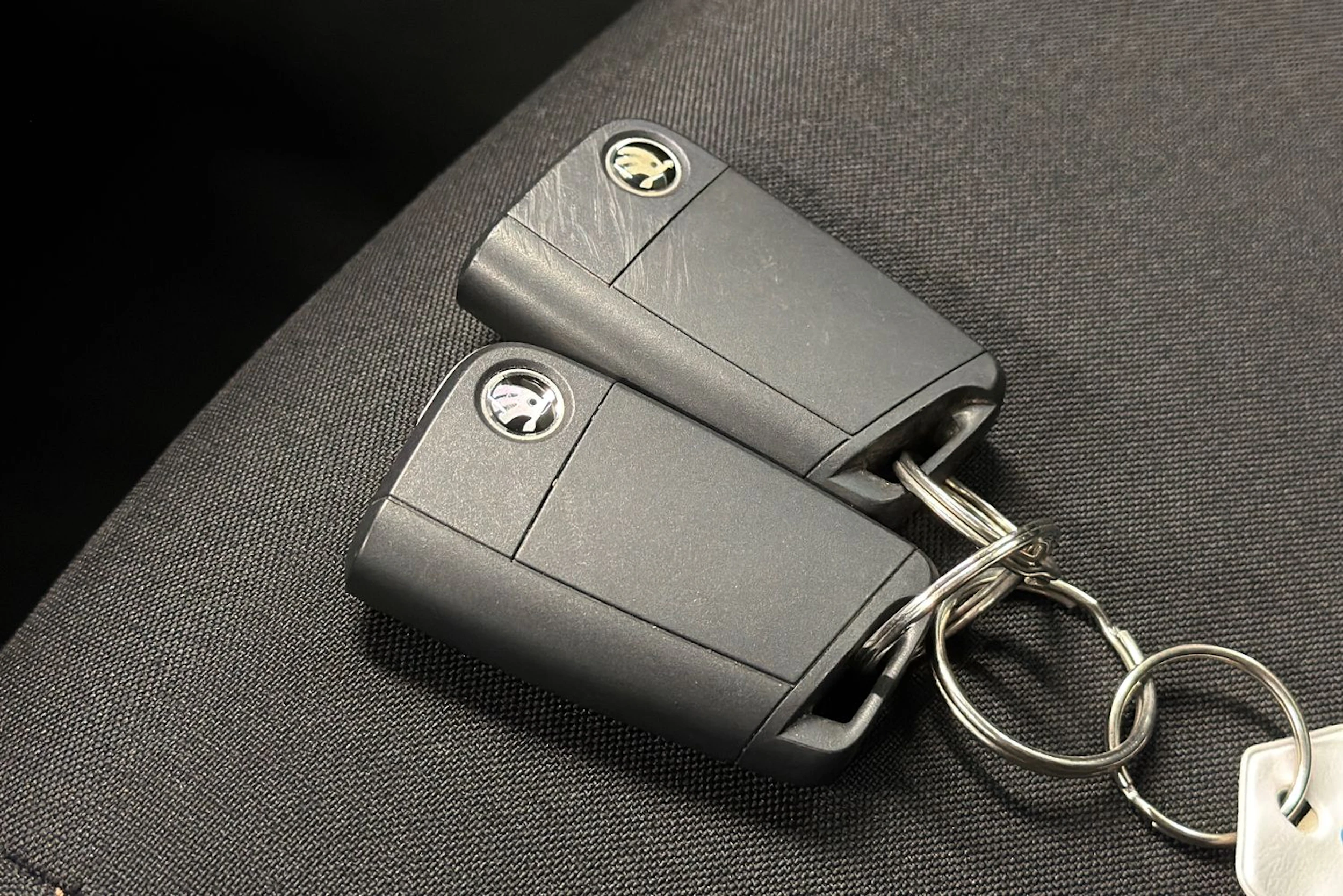 sininen Skoda Kamiq 2023 kuva 28.