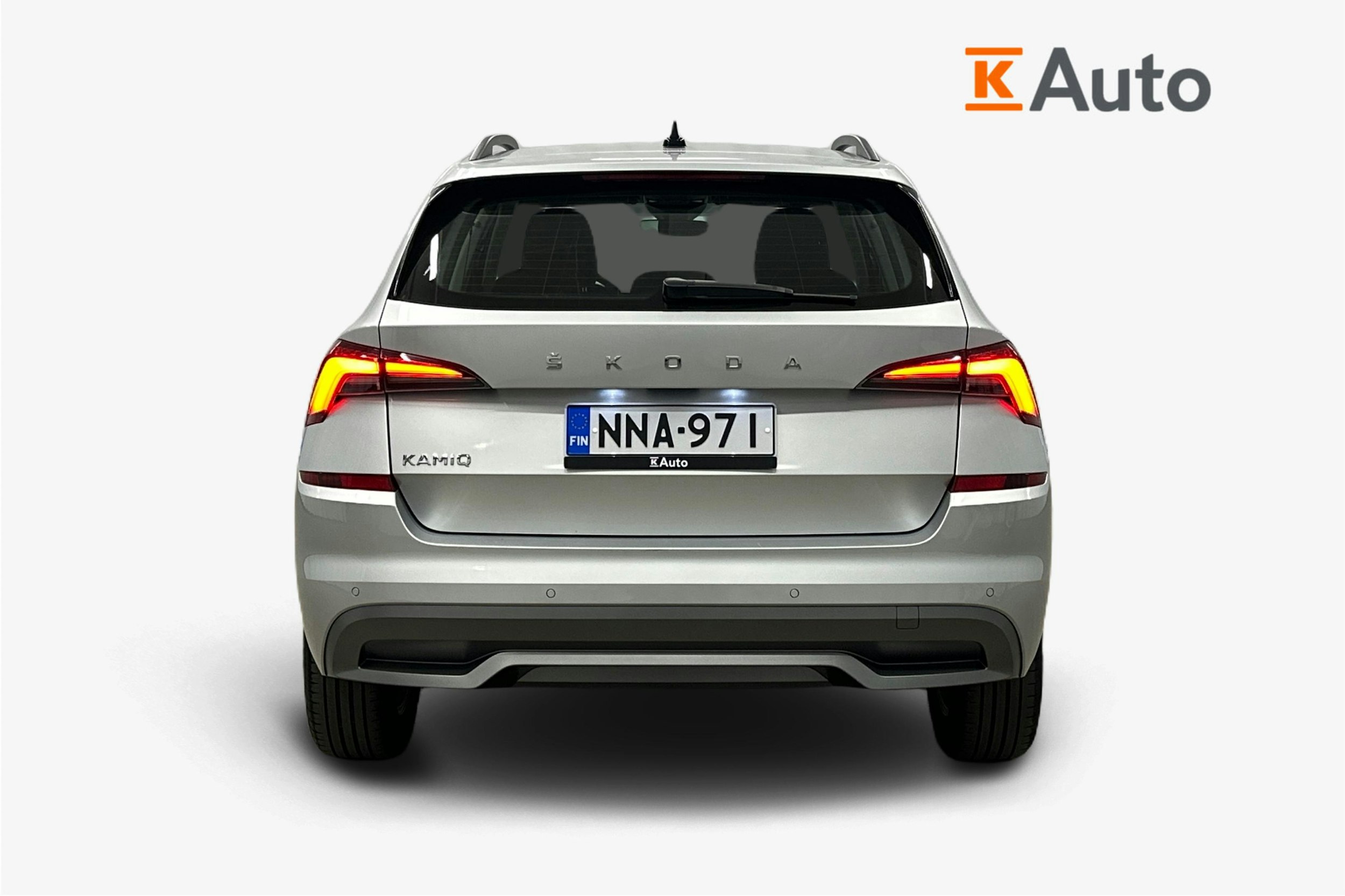 harmaa Skoda Kamiq 2023 kuva 3.
