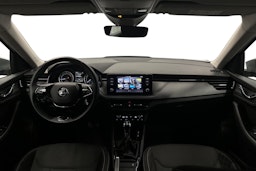 harmaa Skoda Kamiq 2023 kuva 9.