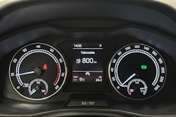 harmaa Skoda Kamiq 2023 kuva 20.
