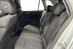 harmaa Skoda Kamiq 2023 kuva 8.