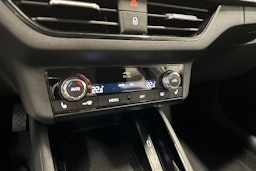 harmaa Skoda Kamiq 2023 kuva 19.