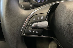 valkoinen Skoda Kamiq 2023 kuva 21.