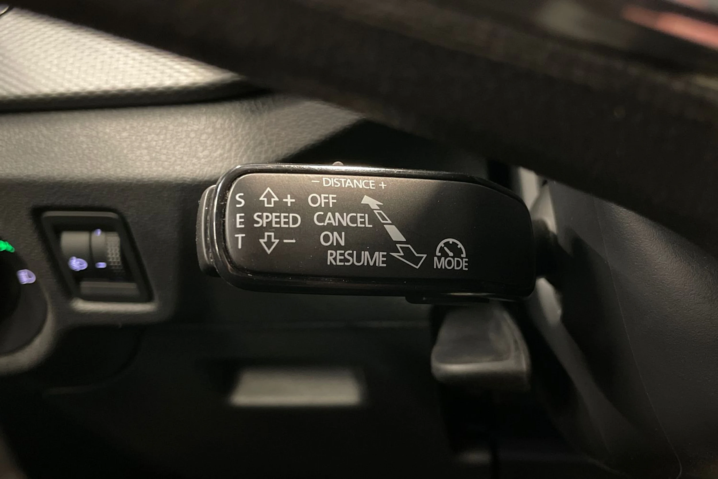 valkoinen Skoda Kamiq 2023 kuva 22.