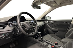 harmaa Skoda Kamiq 2023 kuva 7.