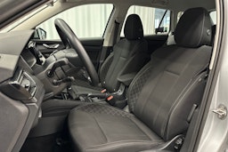 harmaa Skoda Kamiq 2023 kuva 15.