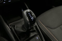 harmaa Skoda Kamiq 2023 kuva 25.