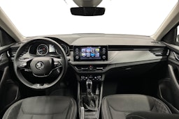harmaa Skoda Kamiq 2023 kuva 9.