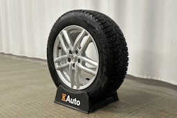 harmaa Skoda Kamiq 2023 kuva 13.