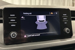 harmaa Skoda Kamiq 2023 kuva 23.