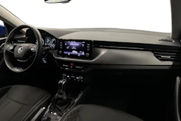 sininen Skoda Kamiq 2023 kuva 9.
