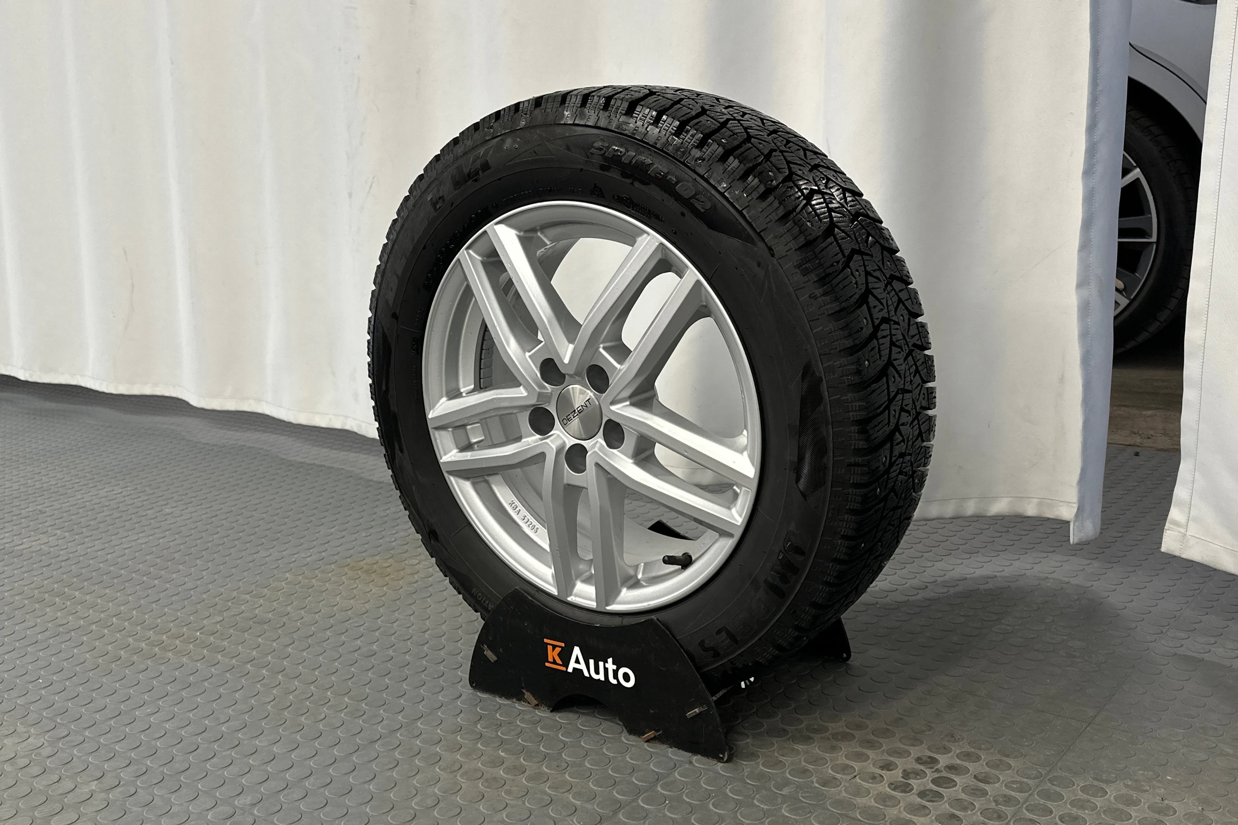 sininen Skoda Kamiq 2023 kuva 13.