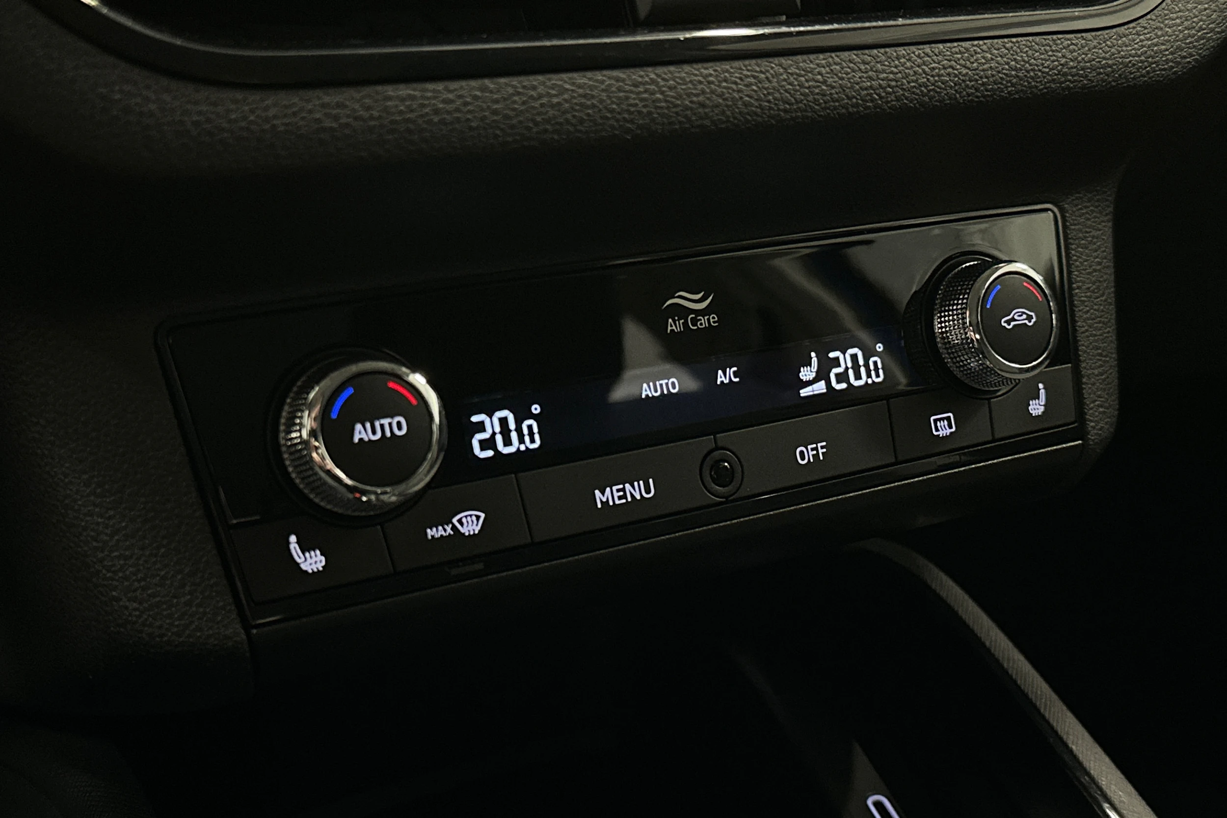 sininen Skoda Kamiq 2023 kuva 27.