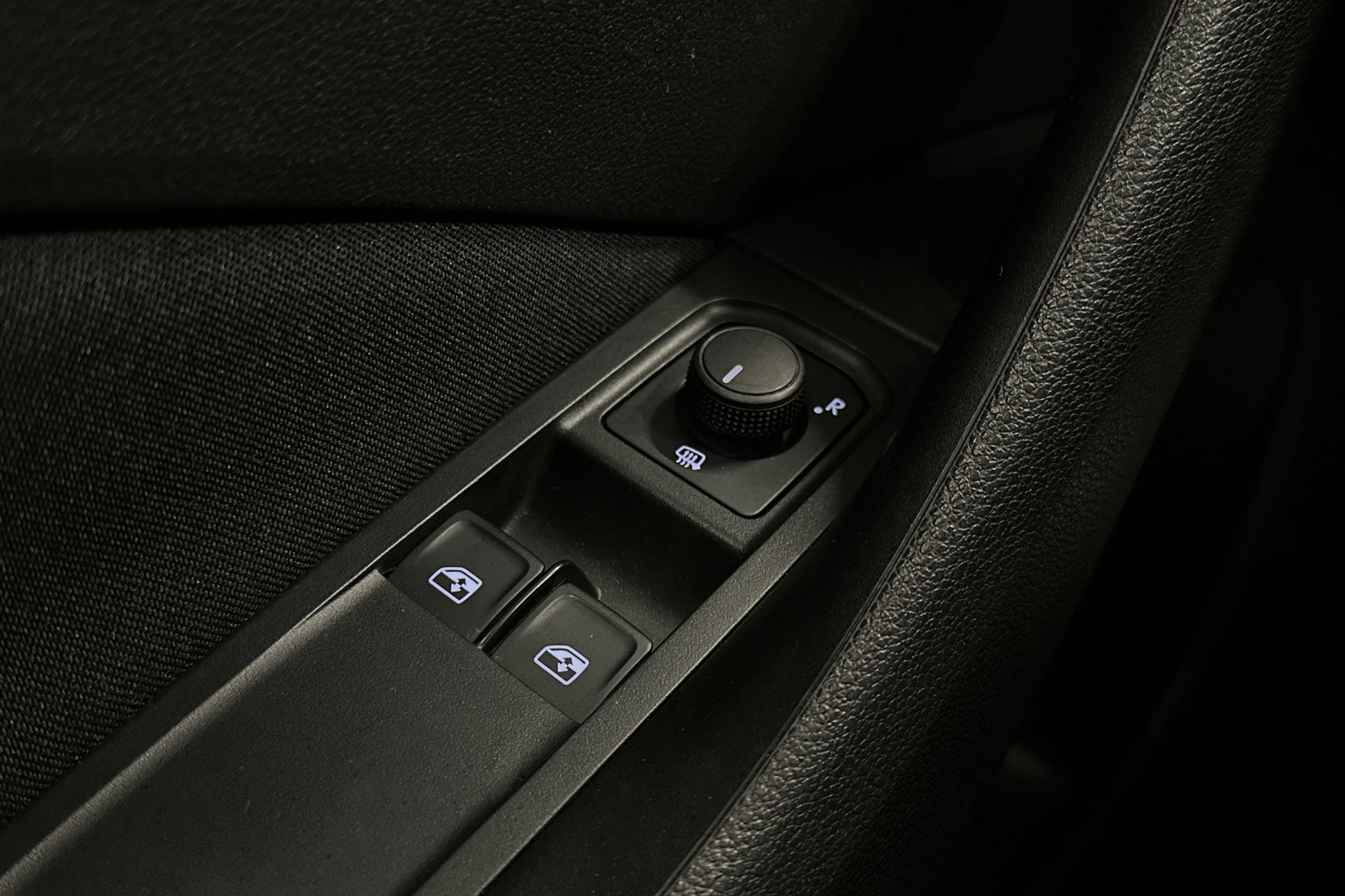 sininen Skoda Kamiq 2023 kuva 29.
