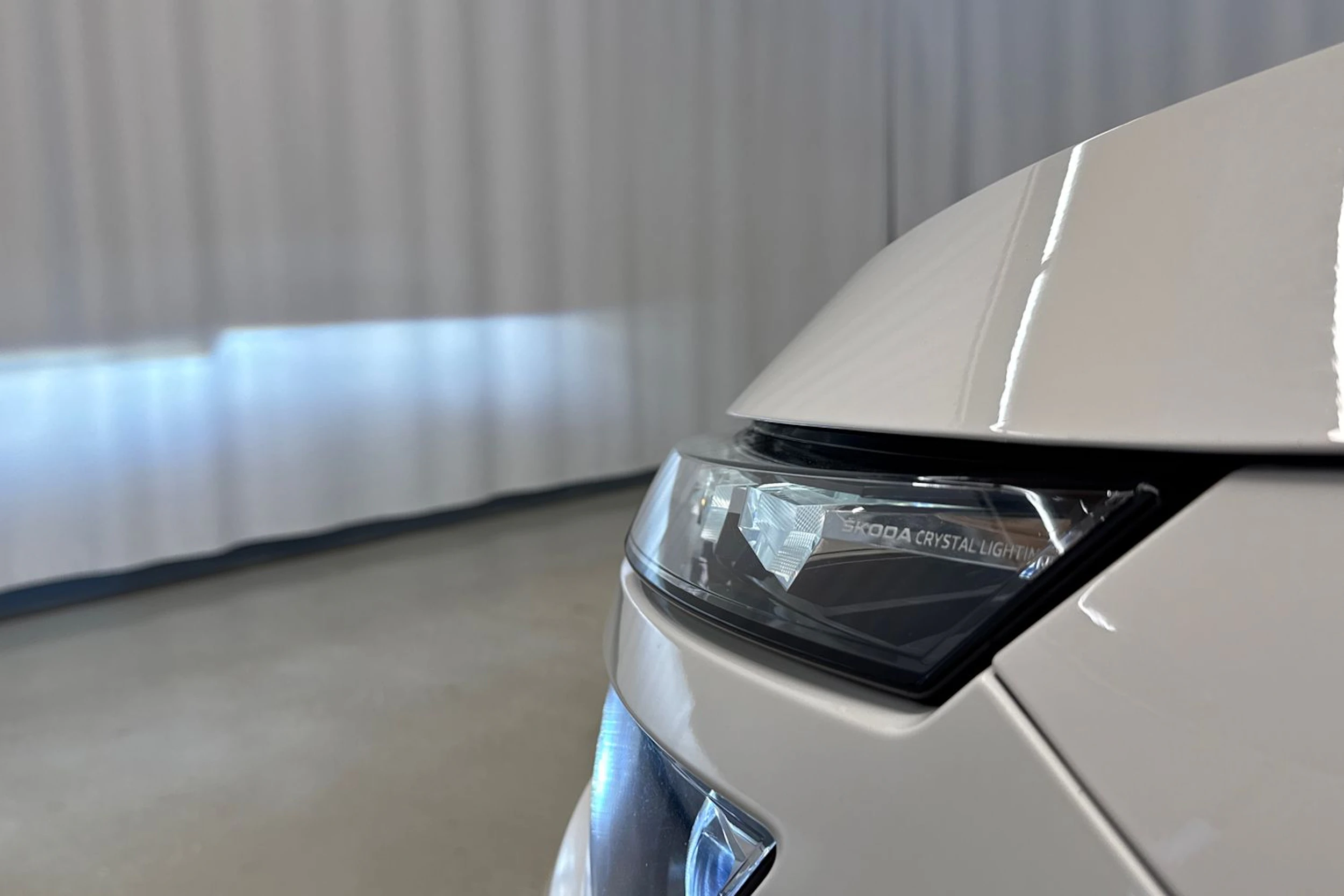 valkoinen Skoda Kamiq 2023 kuva 32.