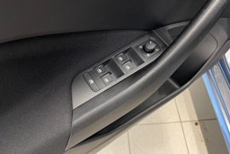harmaa Skoda Kamiq 2024 kuva 19.