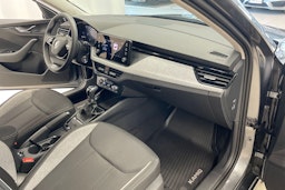 harmaa Skoda Kamiq 2024 kuva 23.