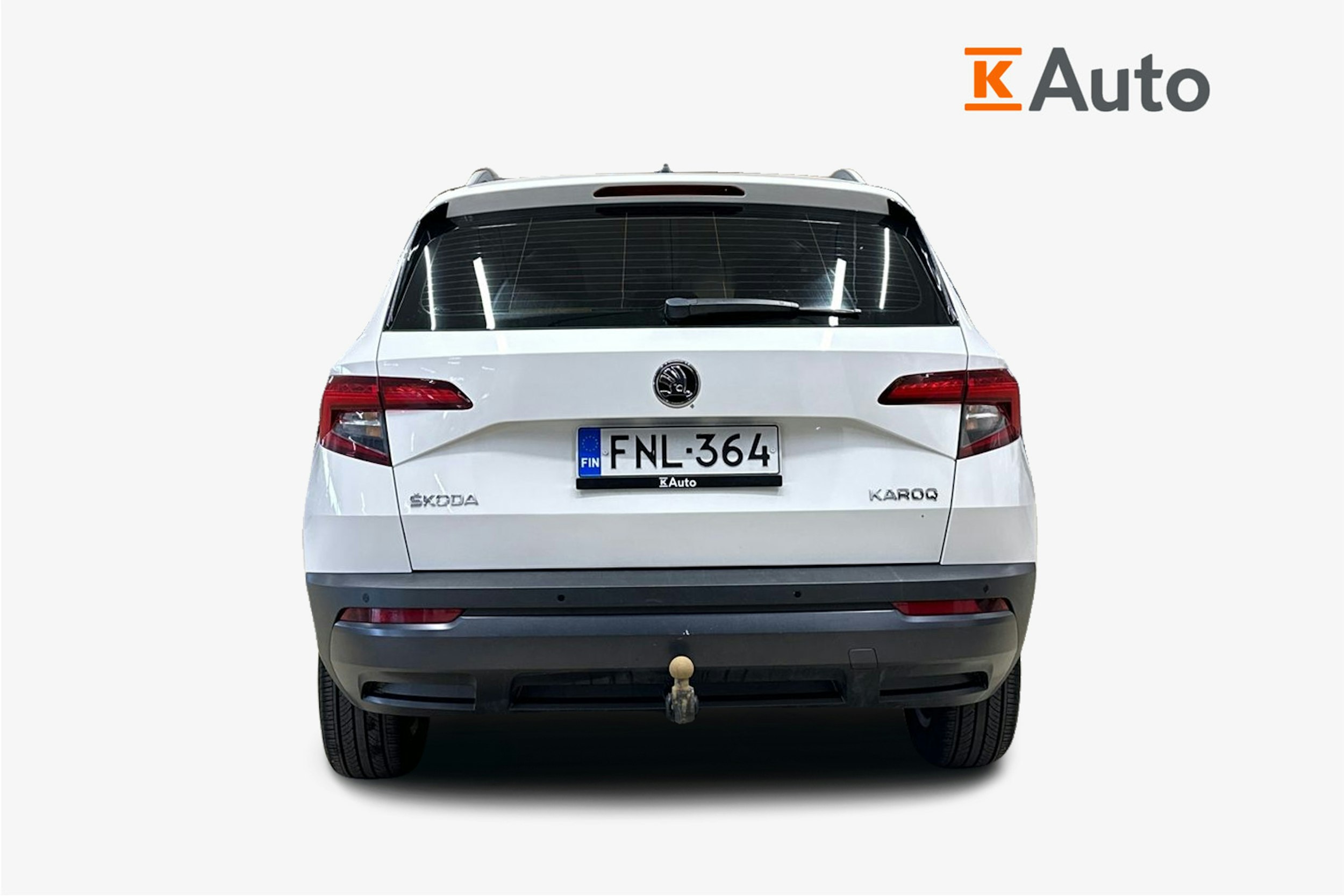 valkoinen Skoda Karoq 2018 kuva 3.