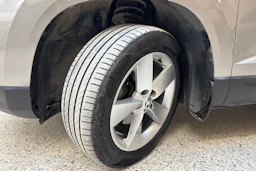 ruskea (beige) Skoda Karoq 2019 kuva 10.